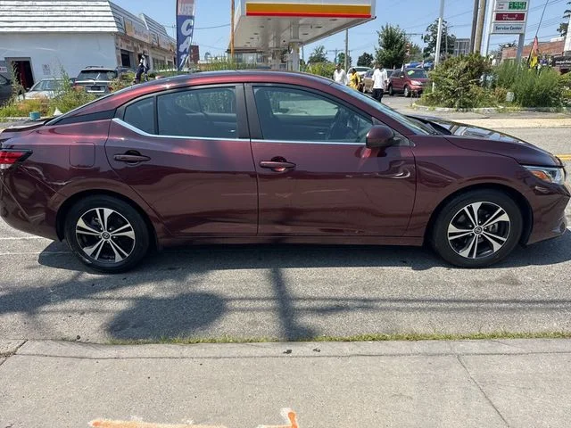 Used 2022 Red Nissan SV image 6