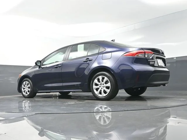 2025 Toyota Corolla LE - Photo 39