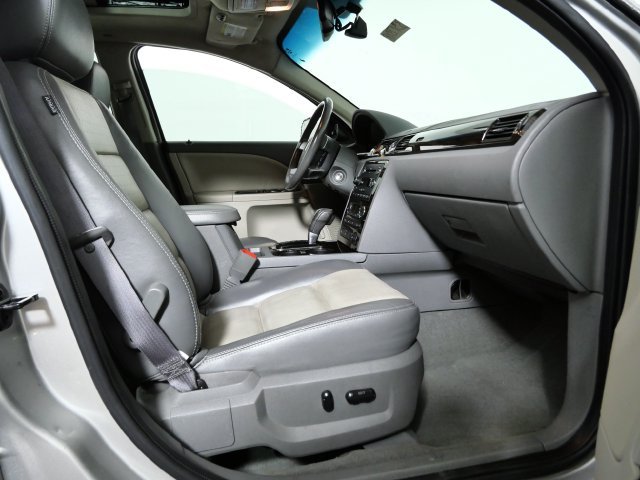 Used 2008  Mercury Premier image 8