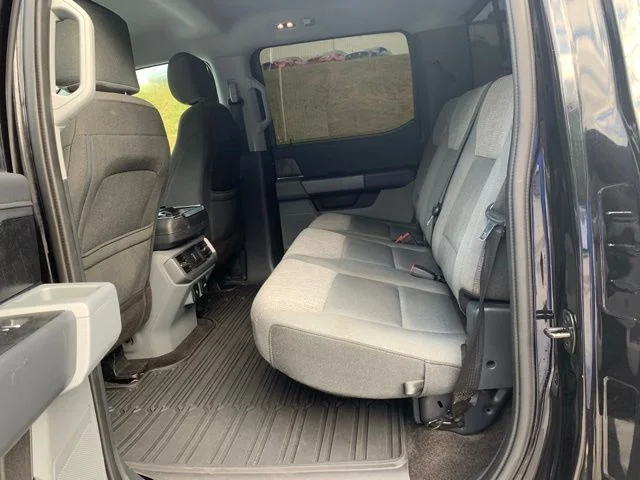 Used 2021 Agate Black Metallic Ford XLT image 19