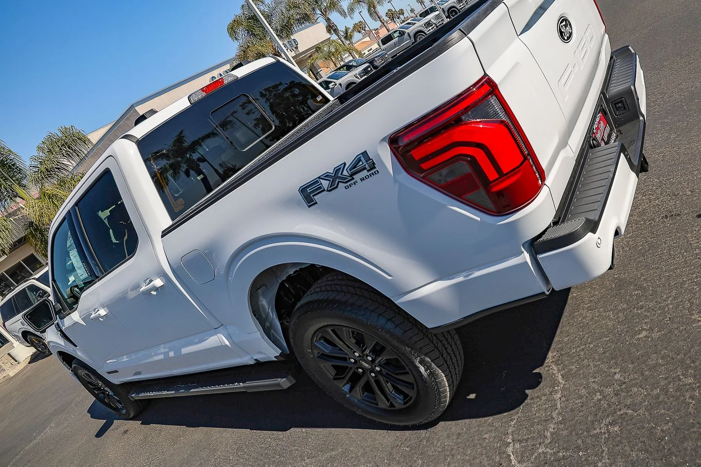 New 2026 Oxford White Ford Lariat® image 10