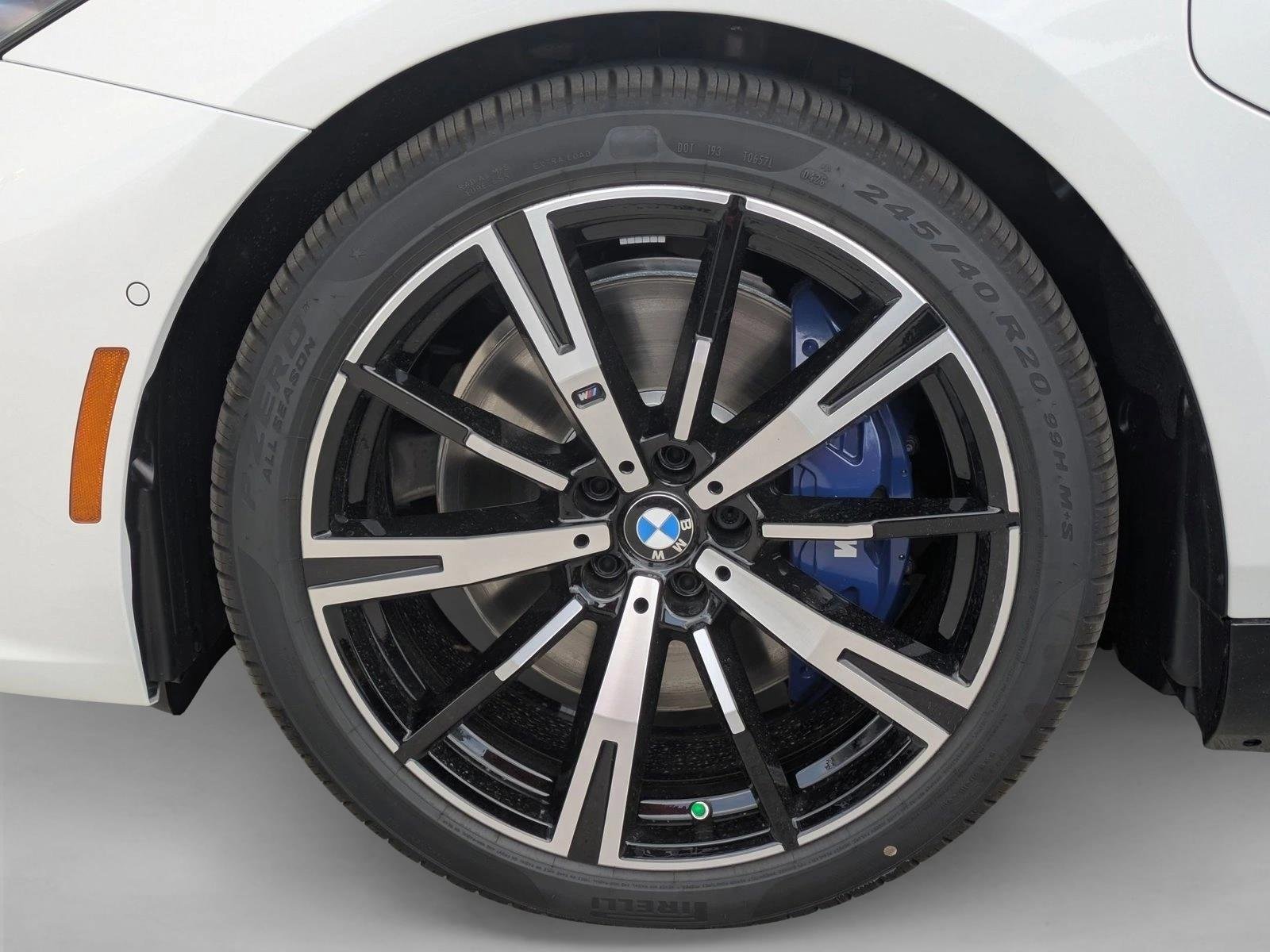 Used 2027 Mineral White Metallic BMW 550e xDrive image 10