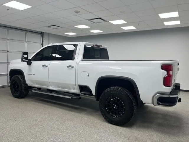Used 2022 White Chevrolet LTZ image 5