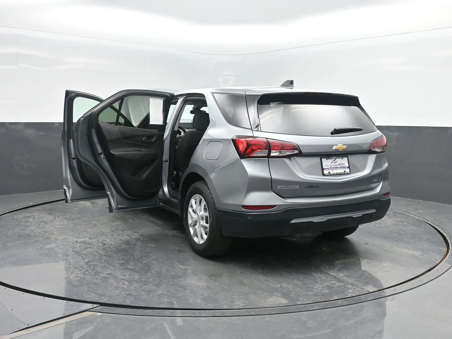 Used 2024 Sterling Gray Metallic Chevrolet LT image 45