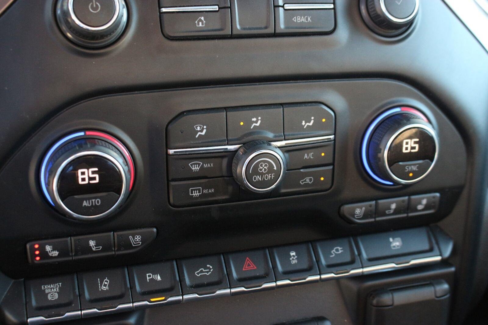 Used 2021 SUMMIT WHITE Chevrolet High Country image 27