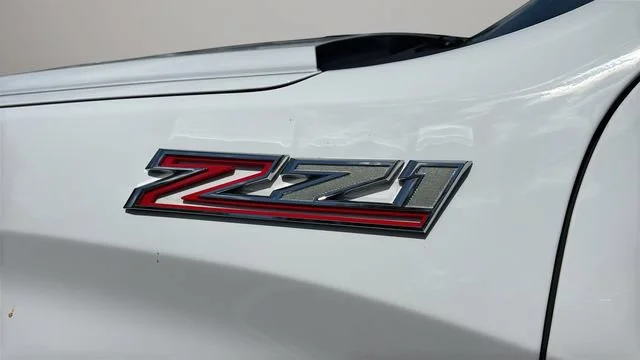 Used 2024 Summit White Chevrolet LTZ image 32