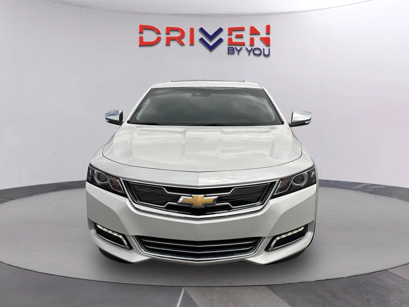 Used 2019 IRIDESCENT PEARL TRICOAT Chevrolet Premier image 9