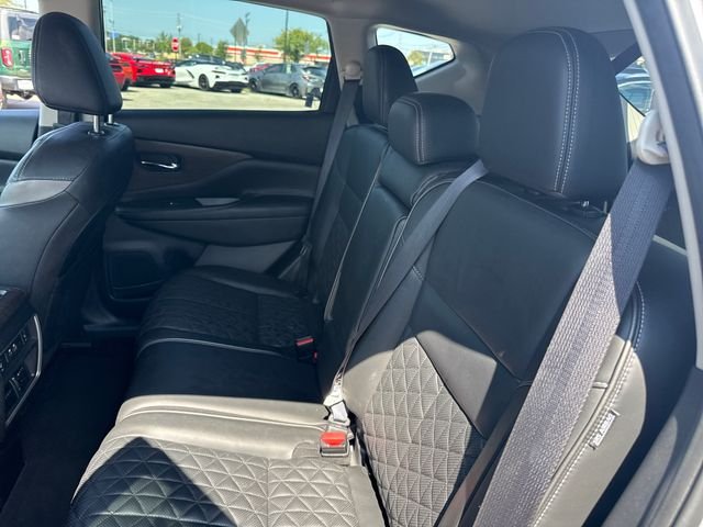 Used 2019 Silver Nissan Platinum image 14