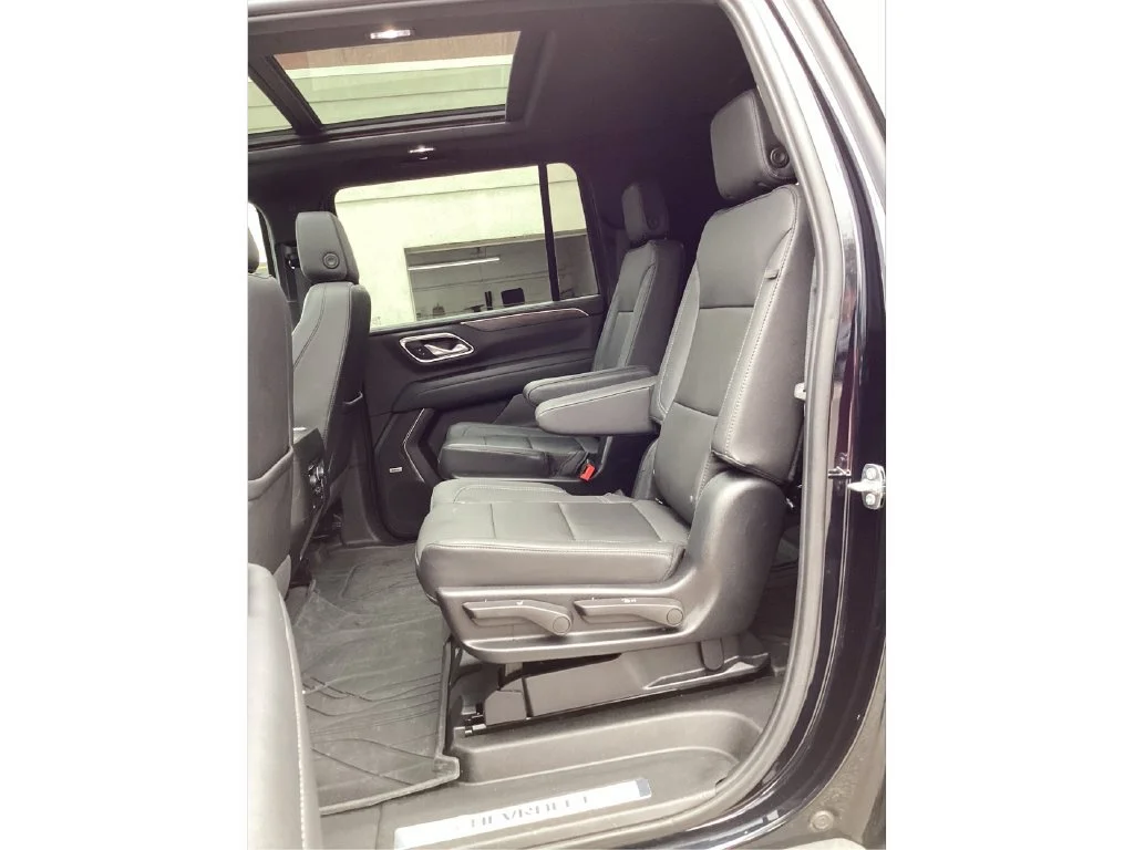 Used 2023 MIDNIGHT BLUE METALLIC Chevrolet LT image 13