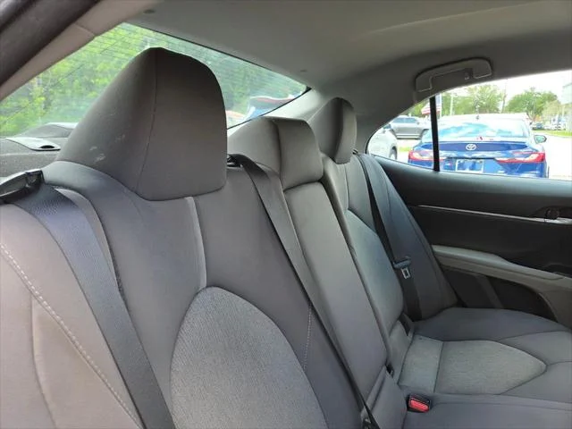 Certified Used 2022 CELESTIAL SILVER METALLIC Toyota  image 18