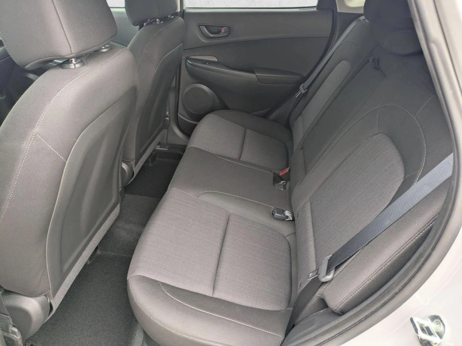 Used 2022 Cyber Silver Hyundai SEL image 17