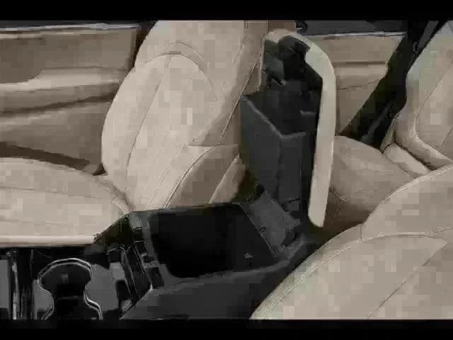 New 2025 Velvet Red Pearl-Coat Exterior Paint Jeep Laredo X image 11