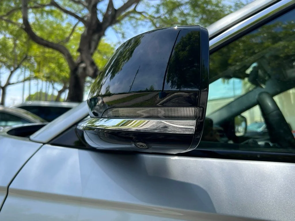 Used 2023 Silver Jeep 4xe image 34