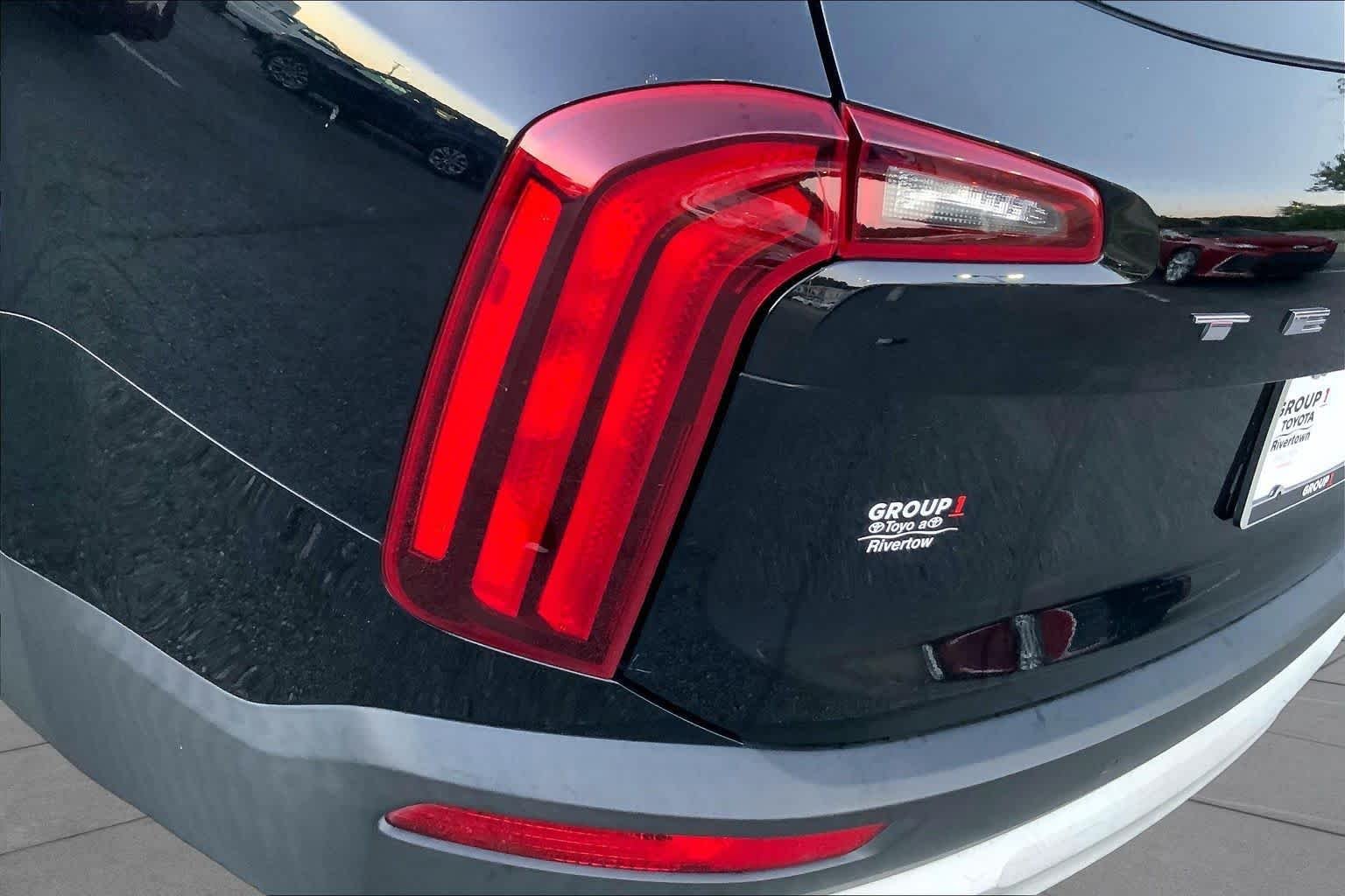 Used 2020 Ebony Black Kia LX image 27