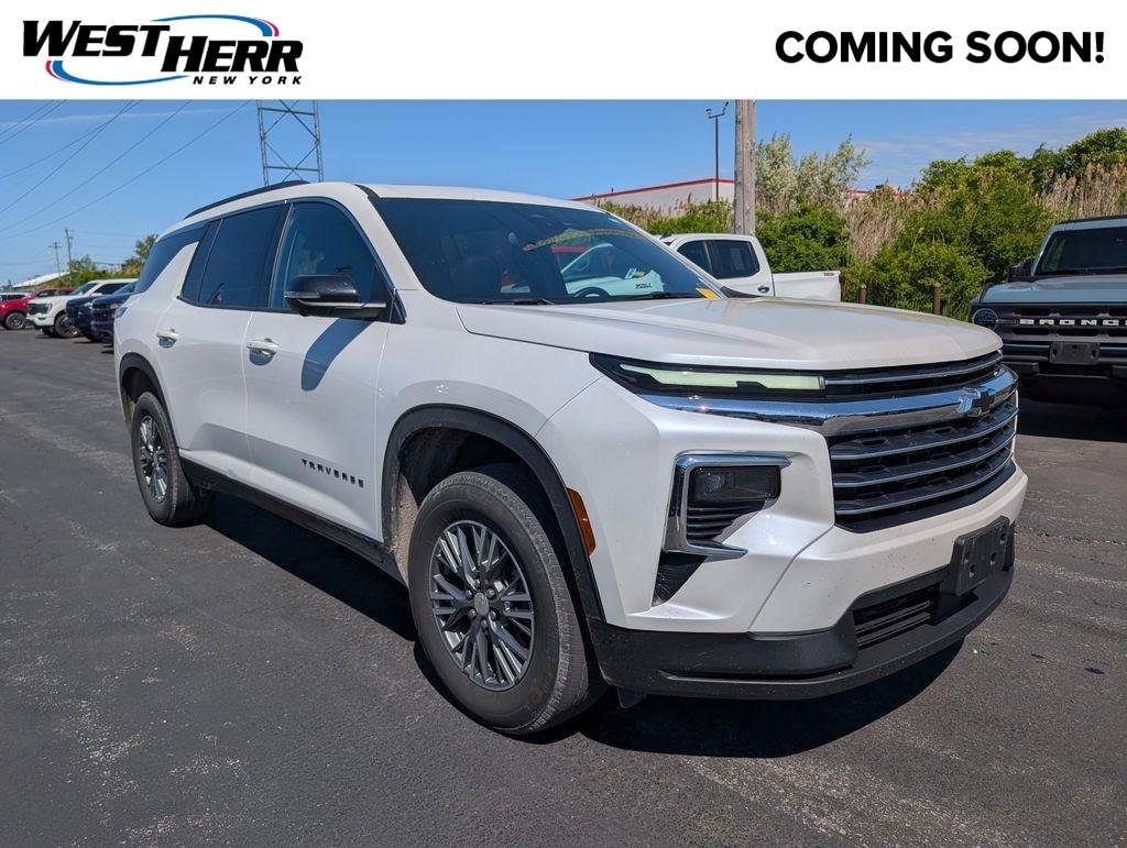 Used 2024 Pearl Chevrolet LT image 1