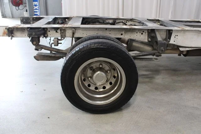 Used 2018 White Ford Base image 25