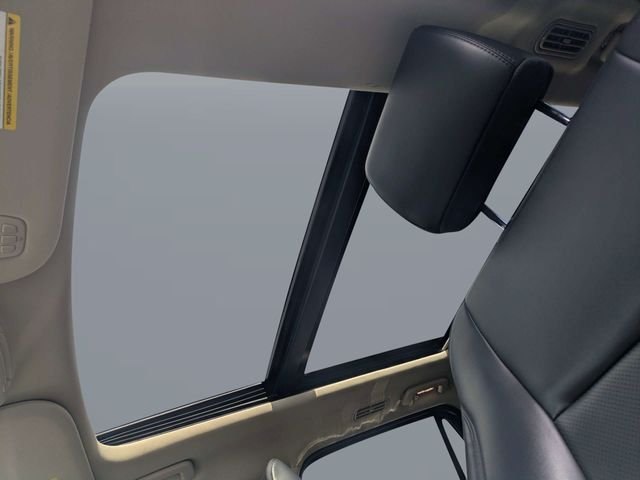 Used 2024 Gray Ford XLT image 22