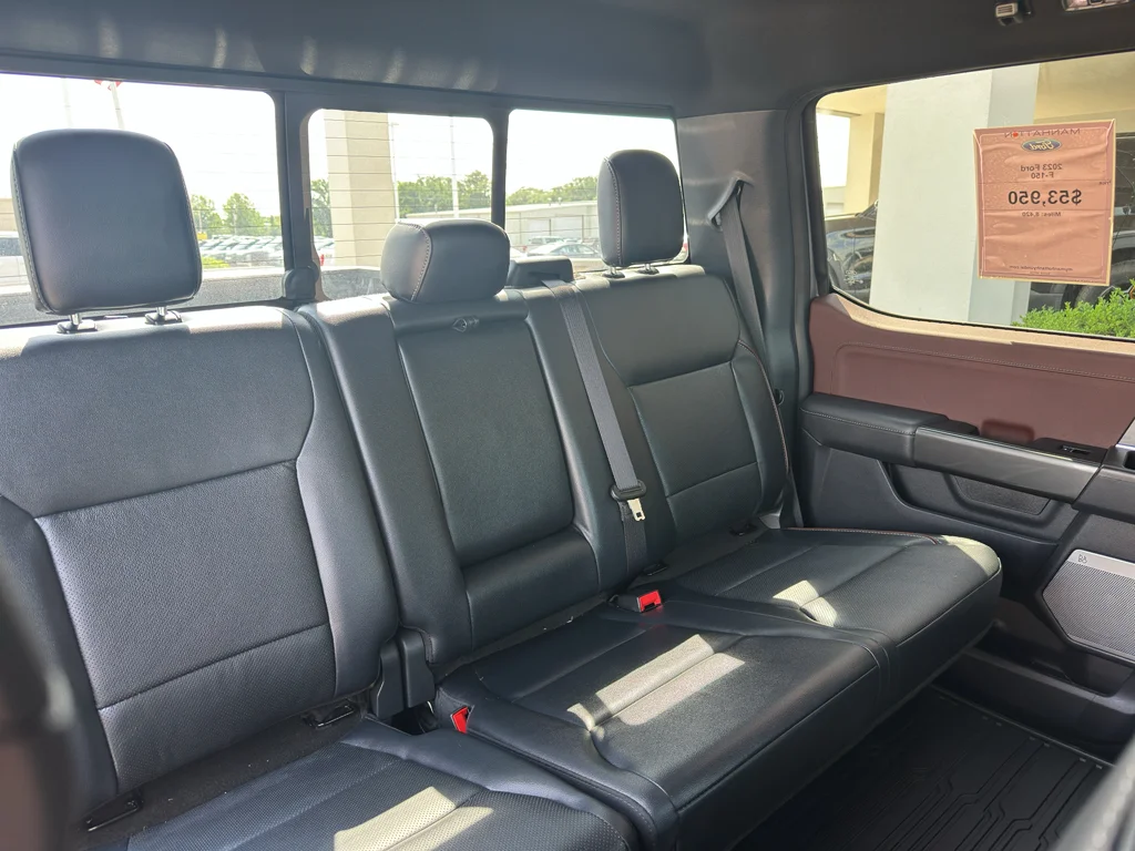 Used 2023 Carbonized Gray Metallic Ford Lariat image 40