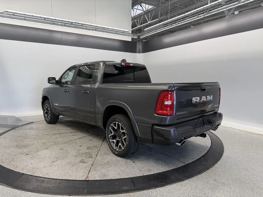 New 2026 Granite Crystal Metallic Clear-Coat Exterior Paint Ram Laramie image 9