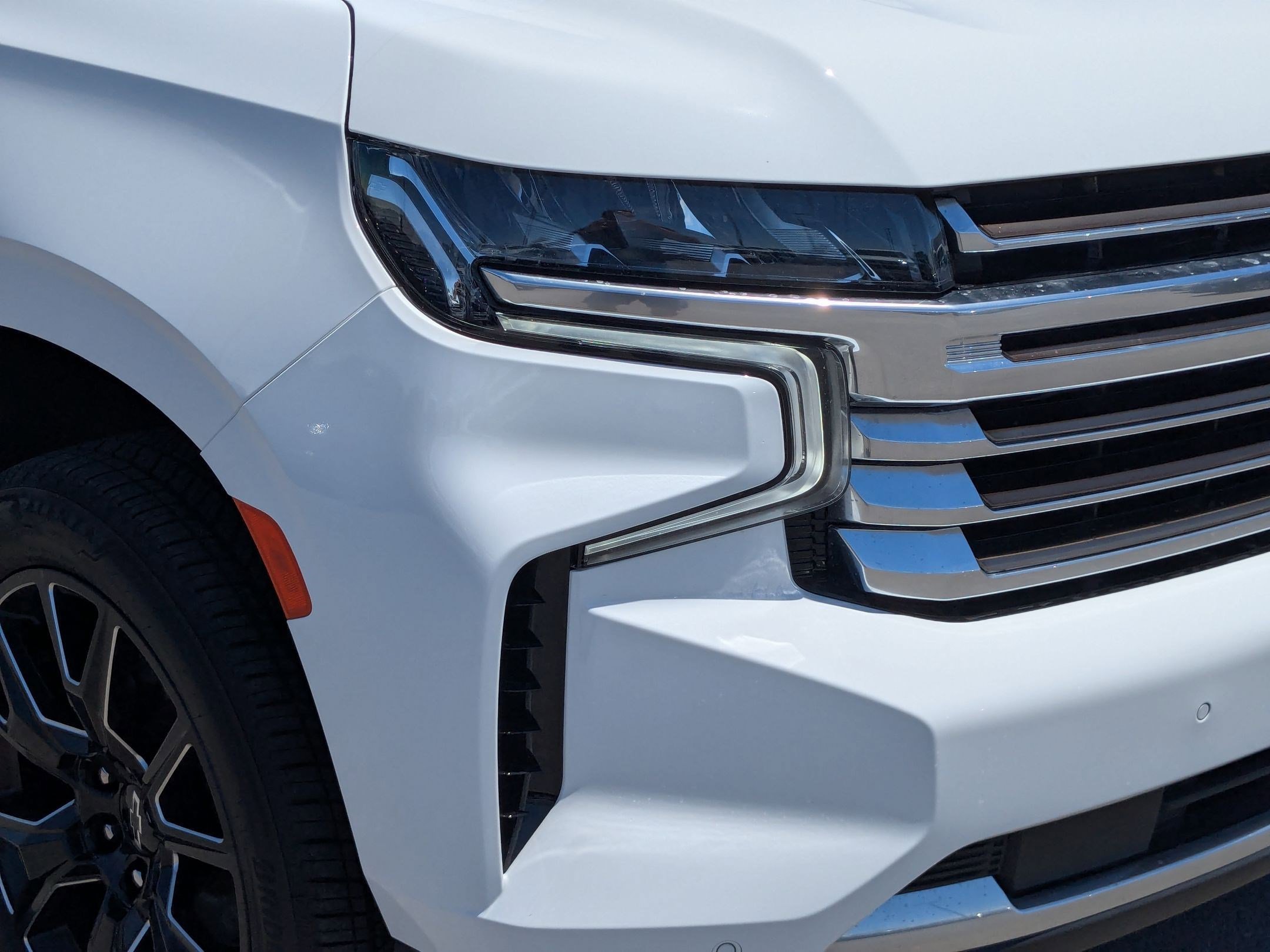 Certified Used 2023 Summit White Chevrolet High Country image 10