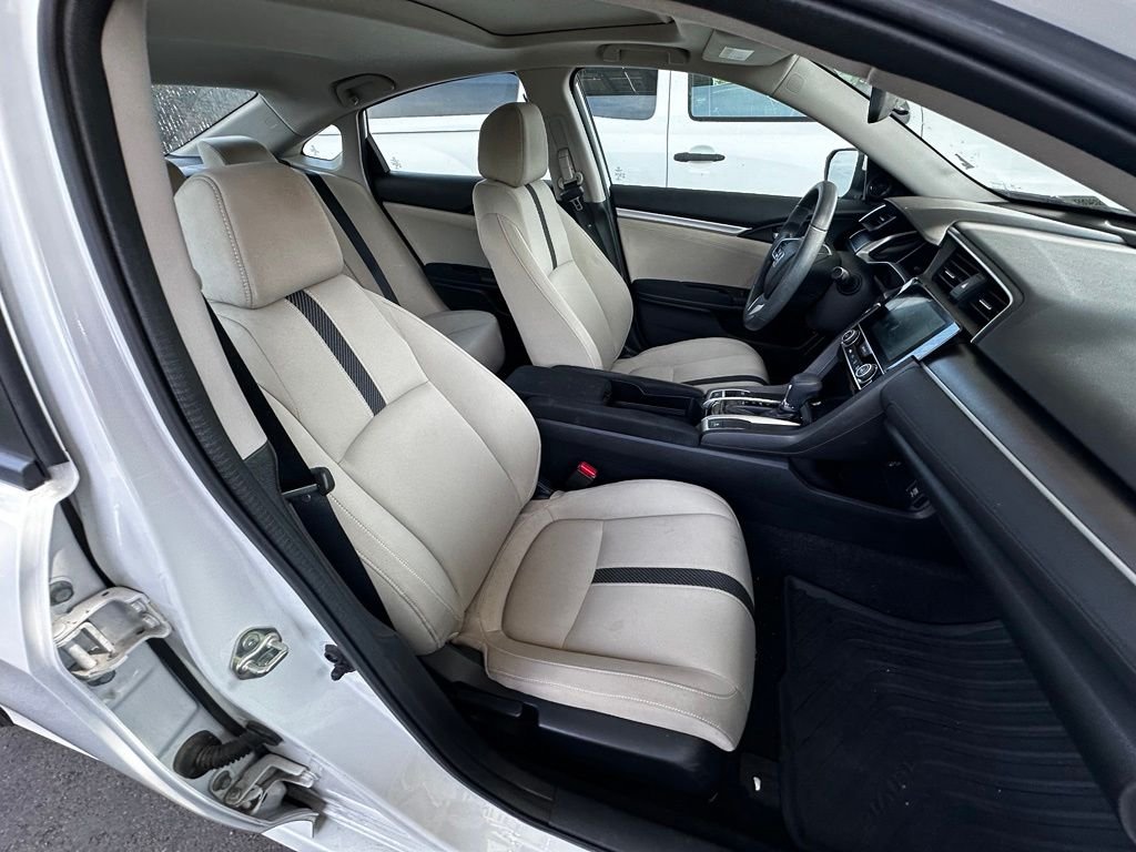 Used 2016 White Orchid Pearl Honda EX image 18