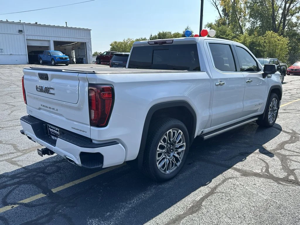 Used 2024 White GMC Denali Ultimate image 8