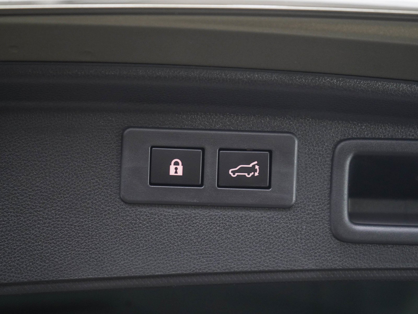 Used 2024 Autumn Green Metallic Subaru Touring image 17