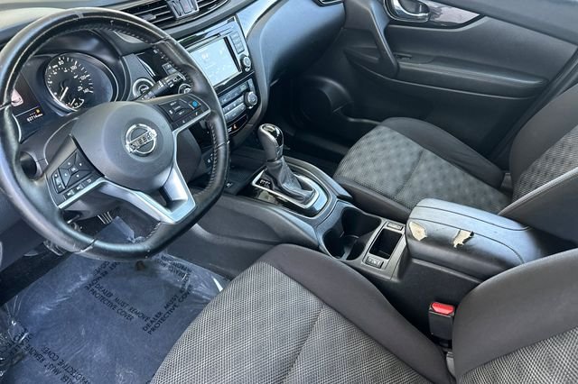 Used 2019 Gun Metallic Nissan SV image 10