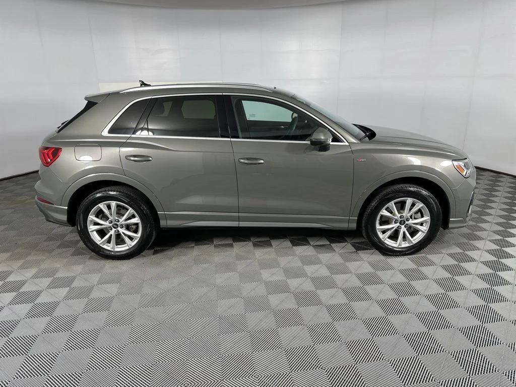 Used 2025 Gray Audi Premium image 4