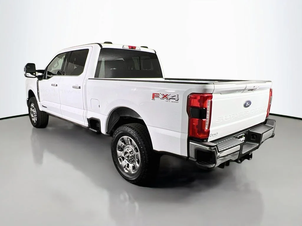 New 2026 Oxford White Ford Lariat image 11