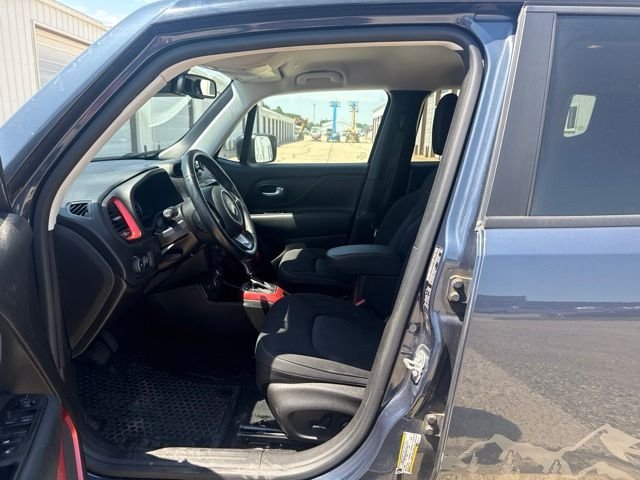 Used 2021 Blue Jeep Trailhawk image 3