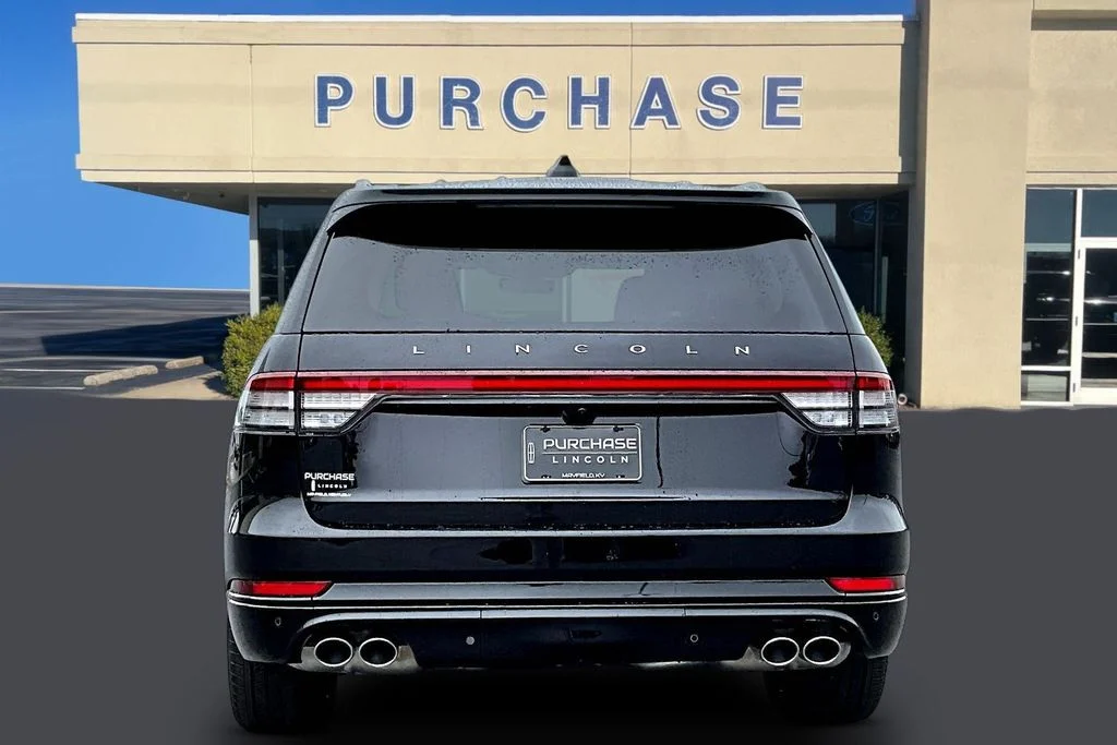 New 2026 Infinite Black Metallic Clearcoat Lincoln Reserve® image 4