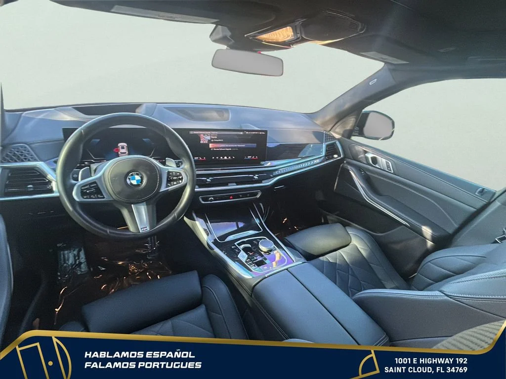 Used 2025 White BMW sDrive40i image 30