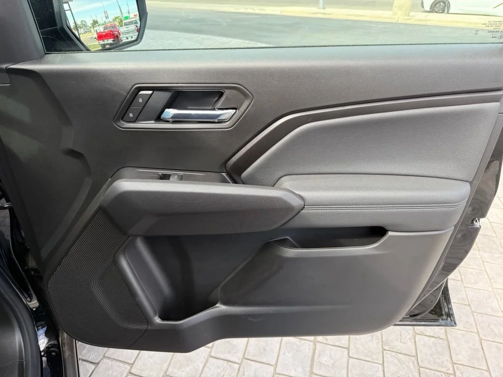 New 2026 Onyx Black GMC Elevation image 15