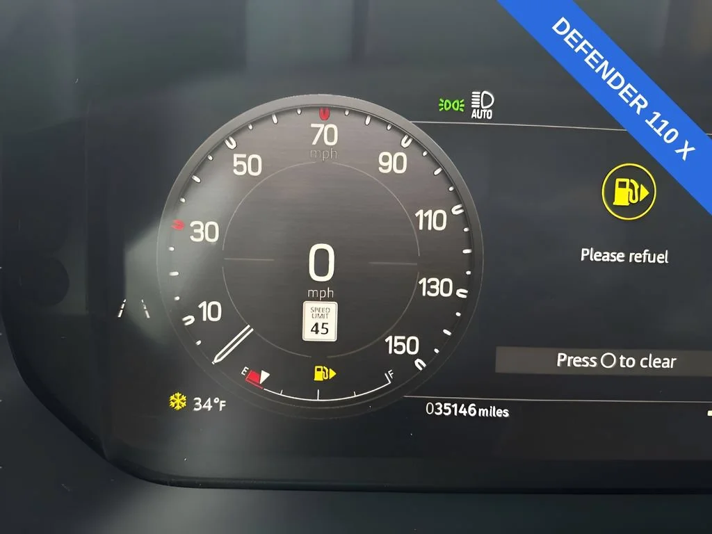 Used 2024  Land Rover X image 29