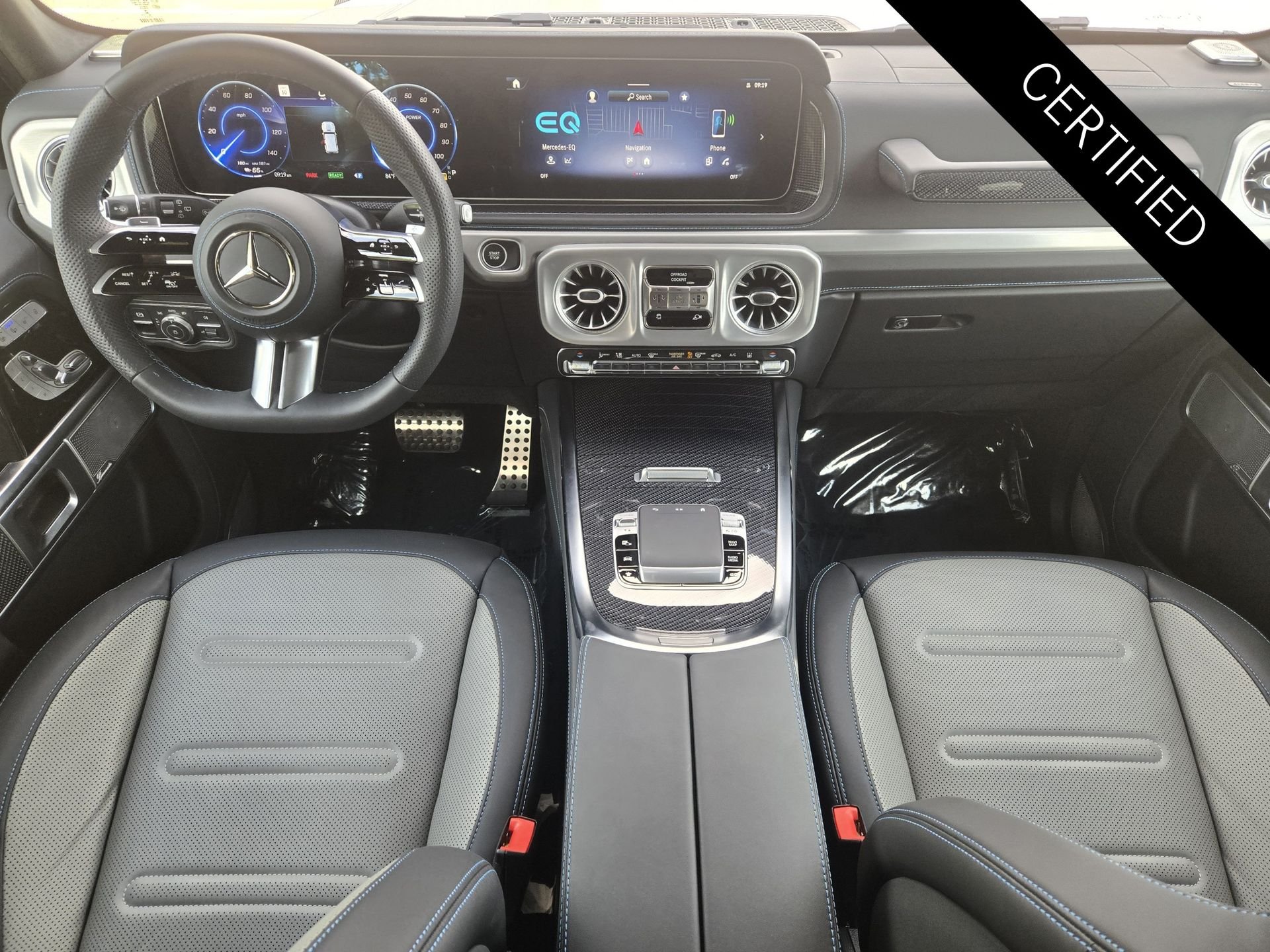 Certified Used 2025 MANUFAKTUR Moonlight Whit Mercedes-Benz G 580 image 2