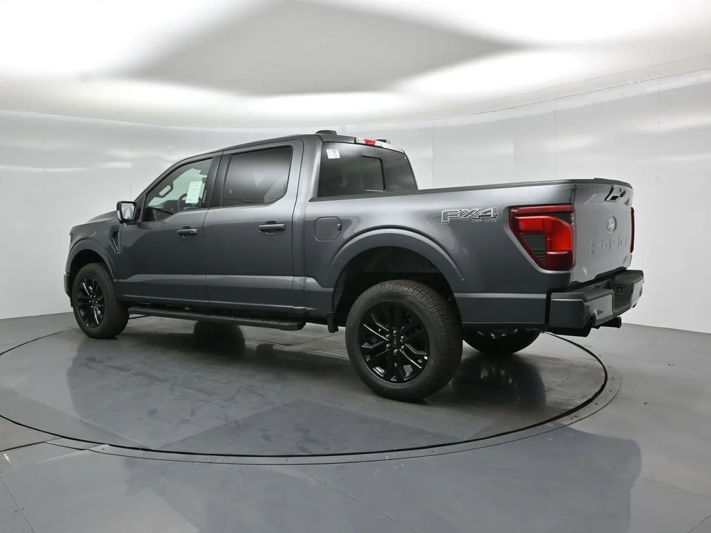 New 2026 Carbonized Gray Metallic Ford XLT image 6