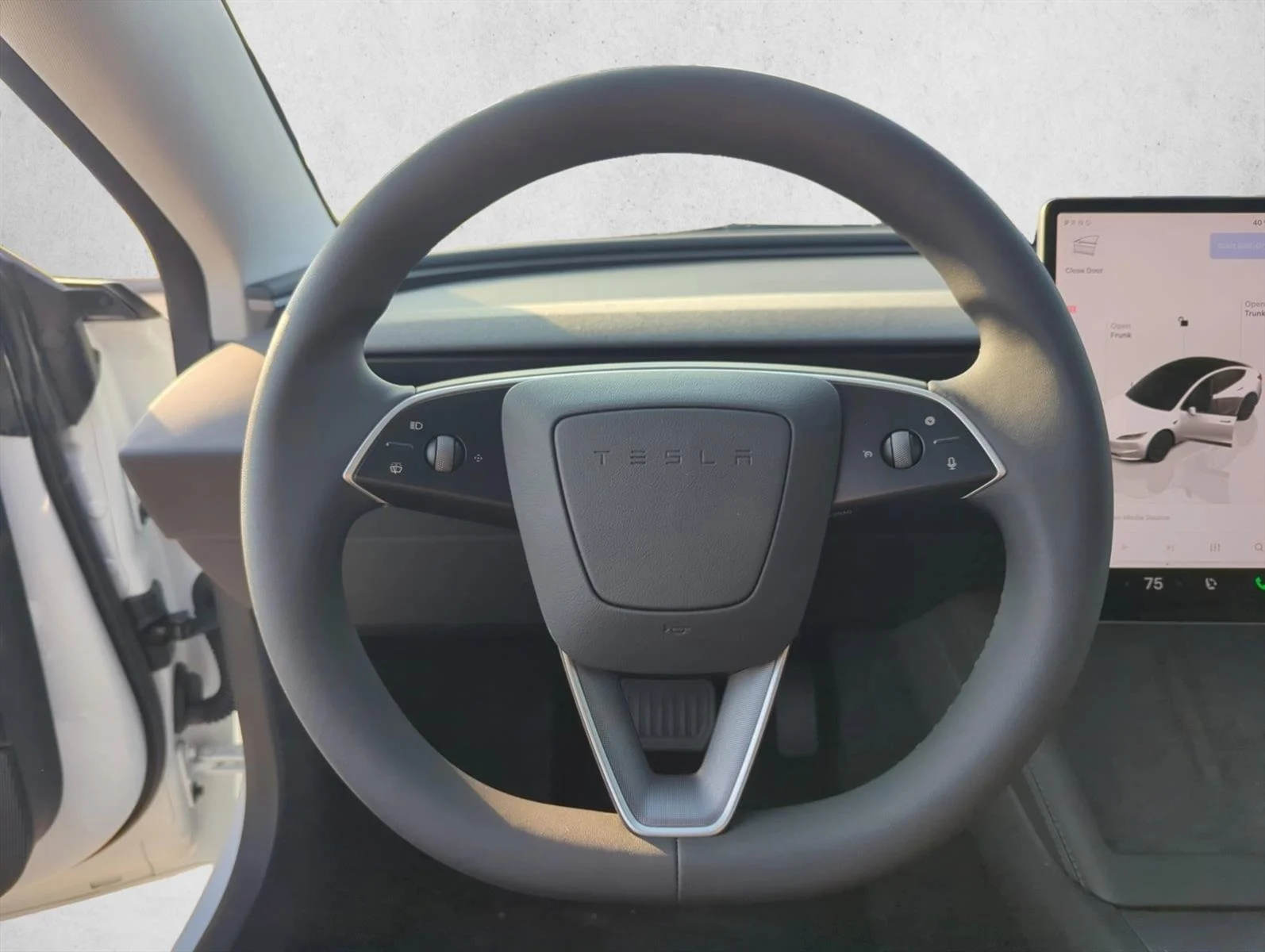 Used 2025 White Tesla Standard image 10