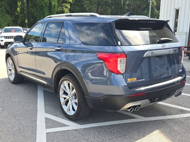 2021 Ford Explorer Platinum photo 2