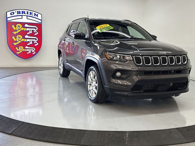 2023 Jeep Compass Latitude Lux