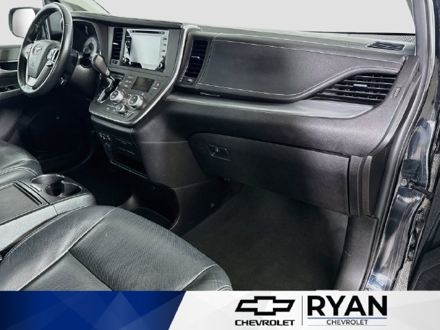 Used 2019 Black Toyota SE image 33