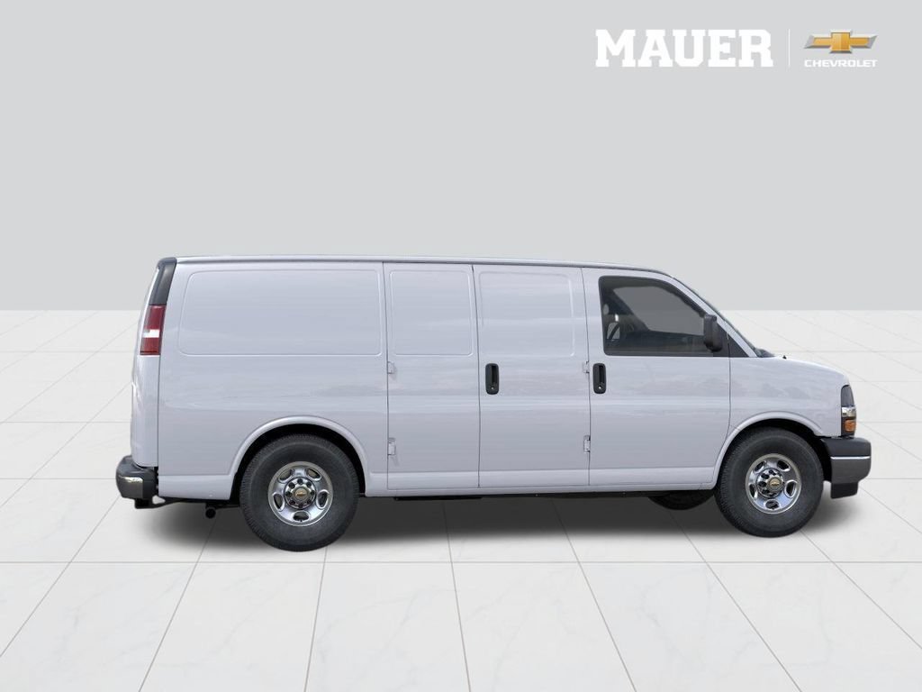 2026 Chevrolet Express Cargo Work Van - Photo 6