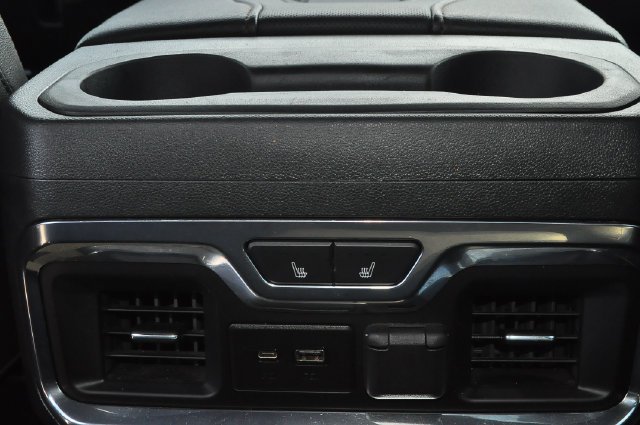 Used 2021 ONYX BLACK GMC AT4 image 17