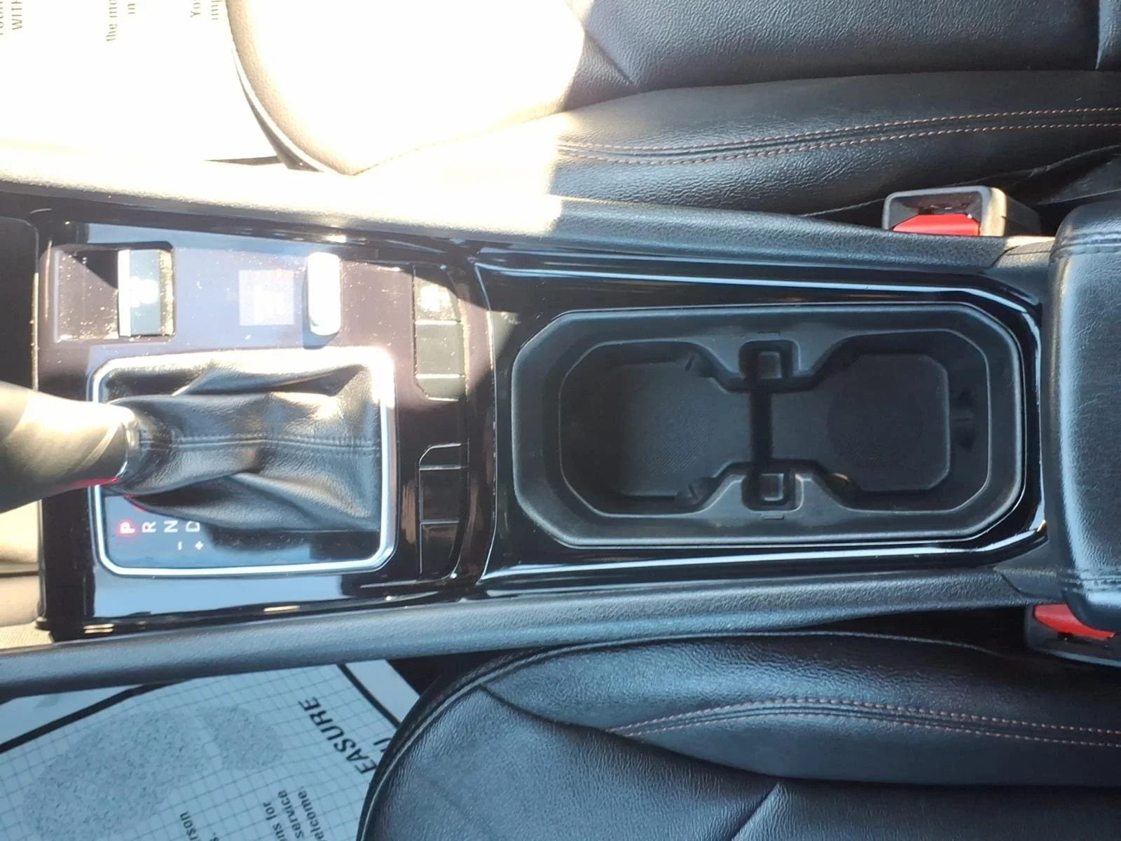 Used 2024 Gray Clearcoat Jeep Limited image 22