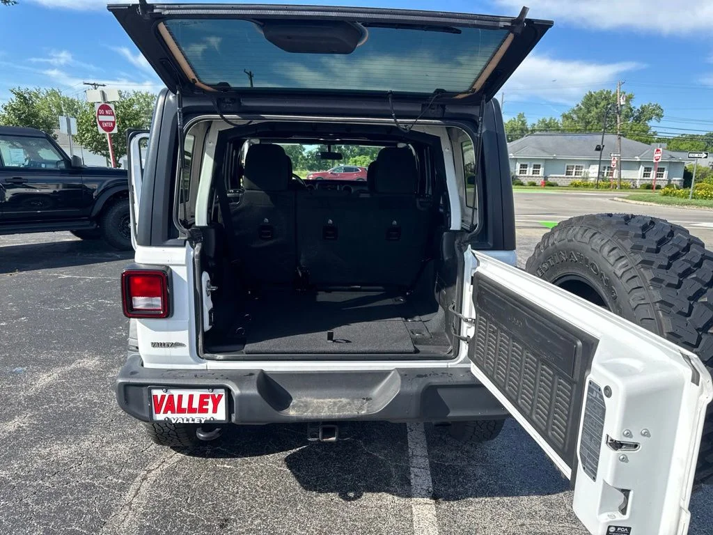 Used 2022 White Jeep Unlimited Willys image 42