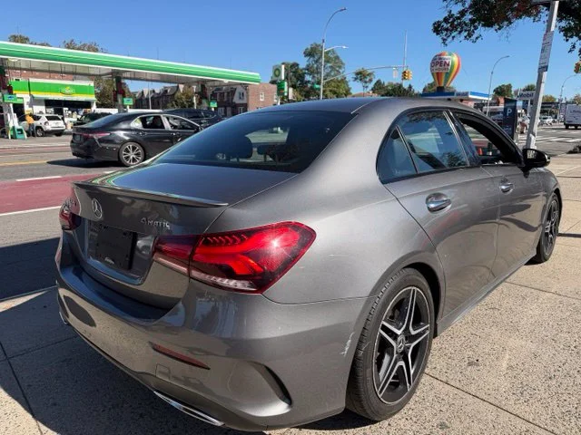 Used 2019 Gray Mercedes-Benz A 220 image 5