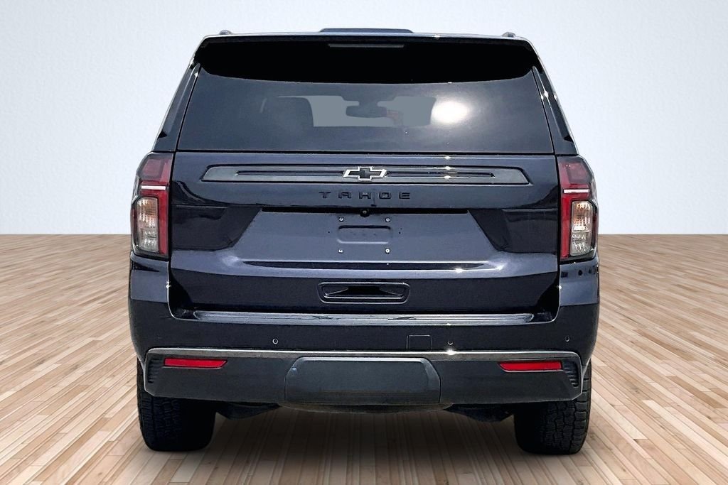 Used 2022 Gray Chevrolet Z71 image 4
