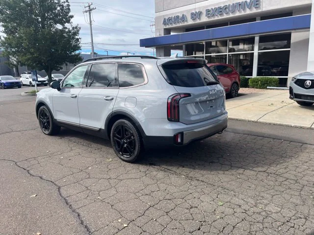 Used 2023 Gray Kia EX X-Line image 8