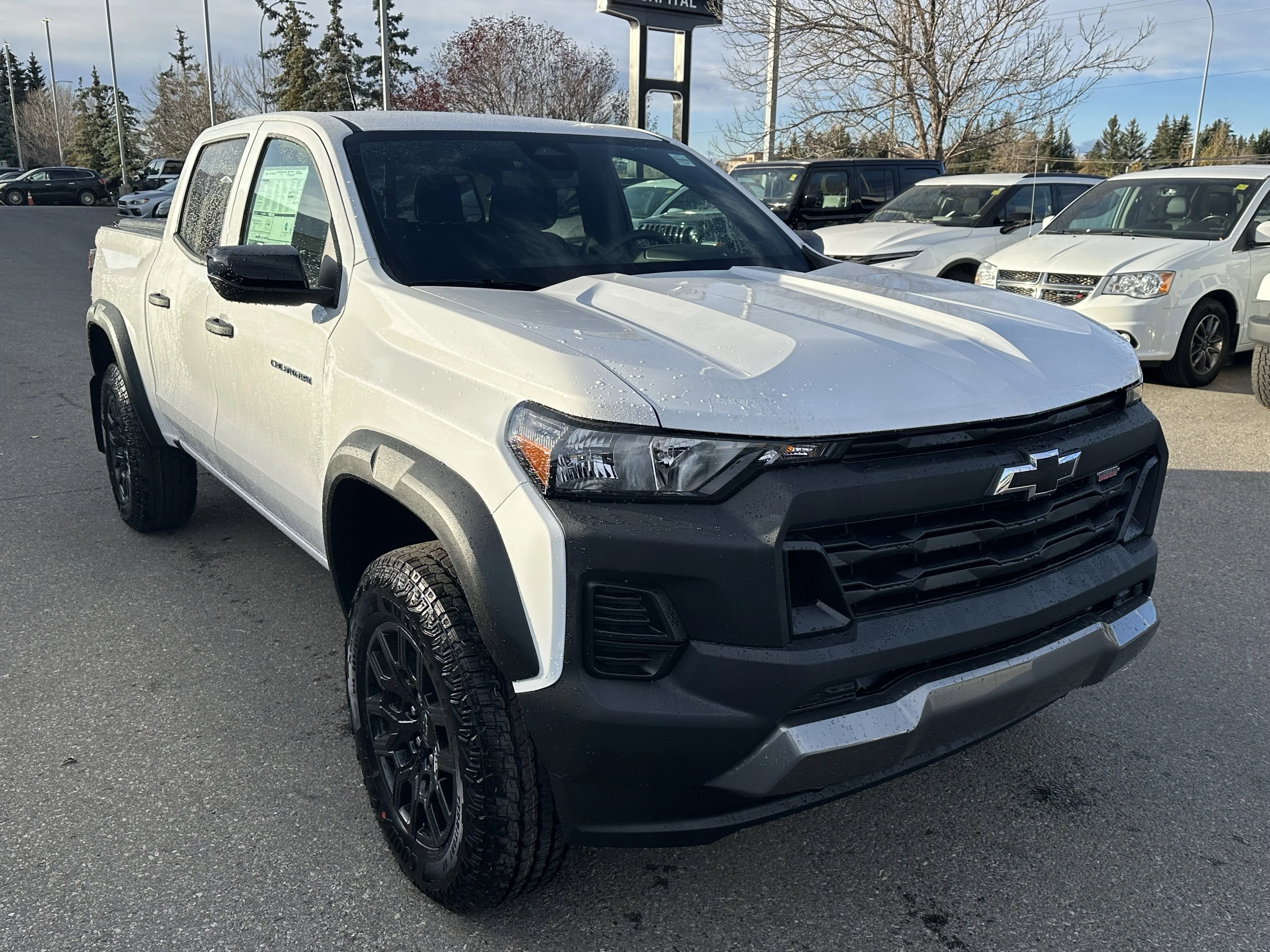 New 2026 Summit White Chevrolet 4WD Trail Boss image 8