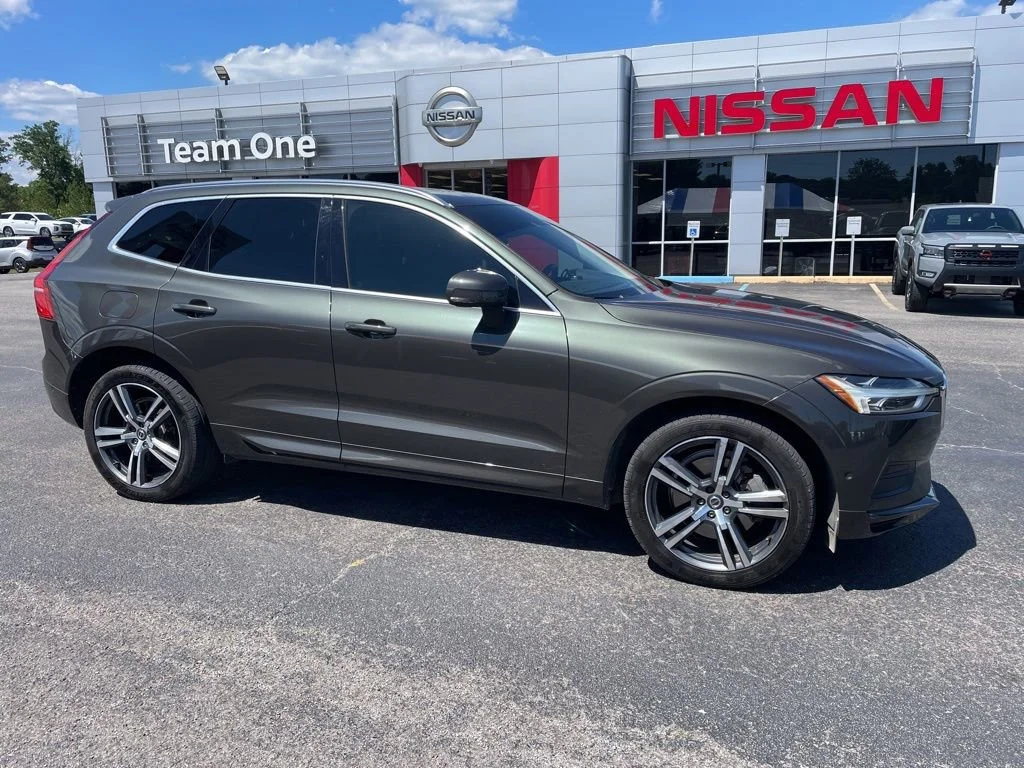 2018 Volvo XC60 Momentum